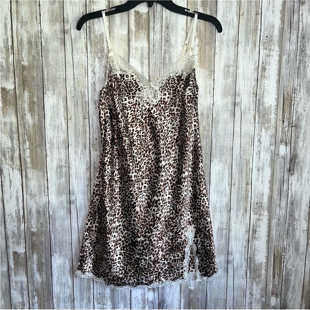 Victoria’s Secret Satin Leopard Night Slip - Picture 2 of 6